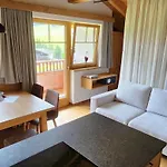 Grossglocknerappartement 아파트
